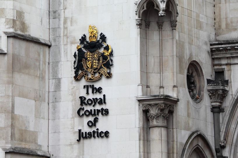 building reading Royal Courts of Justice 