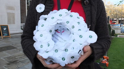 A wreath of white poppies 